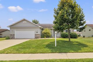 1904 Nighthawk Lane, Sauk City, WI 53583