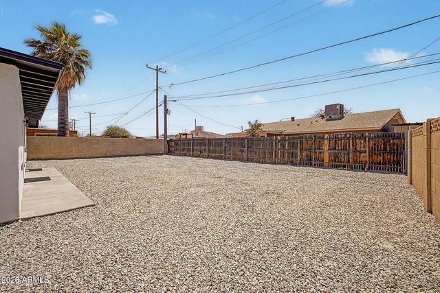 320 N 3RD Street, Avondale, AZ 85323
