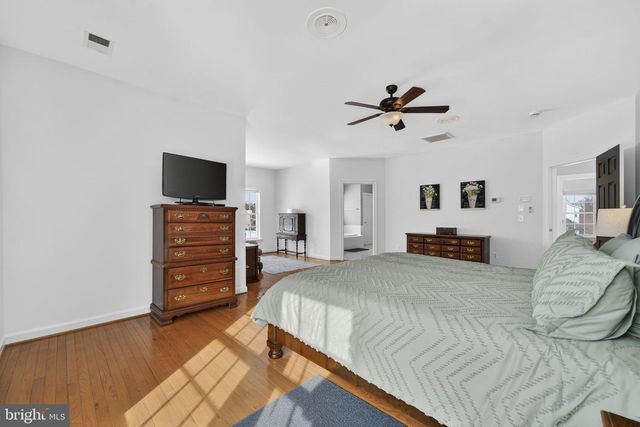 14501 HOLSHIRE WAY, Haymarket, VA 20169