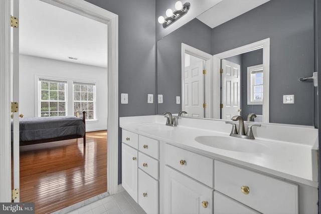 14501 HOLSHIRE WAY, Haymarket, VA 20169