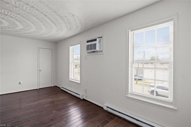 712 Roswell AVE, Norfolk, VA 23504