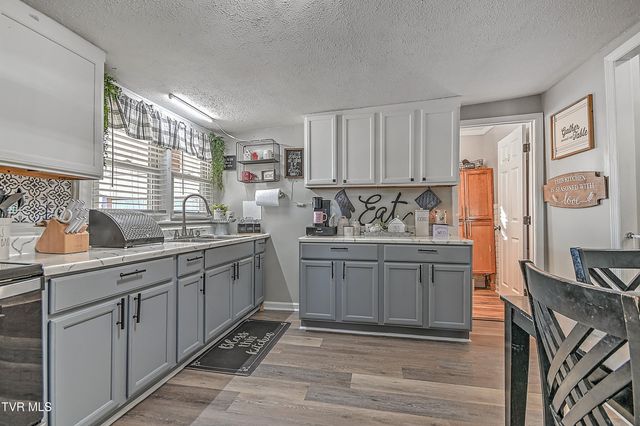 1621 Charles Street, Kingsport, TN 37660