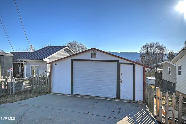 1621 Charles Street, Kingsport, TN 37660