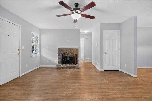 72 Victorian Circle, Dallas, GA 30157