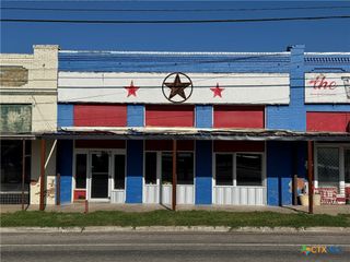 0 E Gassaway, Lott, TX 76656