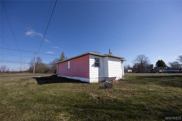 5629 Girard Avenue, Niagara Falls, NY 14304