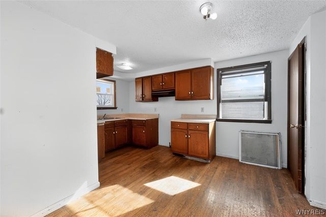 5629 Girard Avenue, Niagara Falls, NY 14304