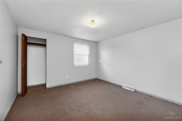 5629 Girard Avenue, Niagara Falls, NY 14304