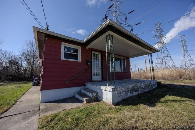 5629 Girard Avenue, Niagara Falls, NY 14304