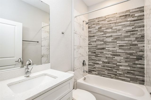 207 GLADIOLA COURT, Kissimmee, FL 34759