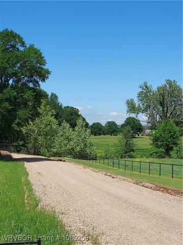 113614 S 4640 Road, Gans, OK 74936