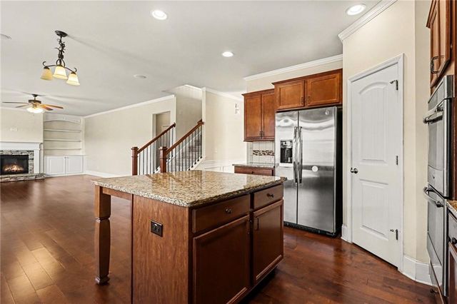 4208 Amberleaf Walk, Lilburn, GA 30047