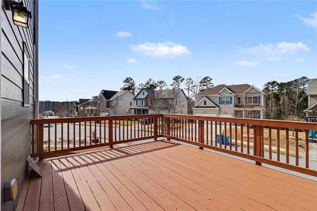 4208 Amberleaf Walk, Lilburn, GA 30047