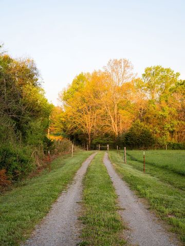 314 Bethlehem Church Rd, Shelbyville, TN 37160