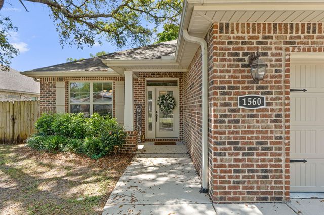 1560 Hickory Street, Niceville, FL 32578