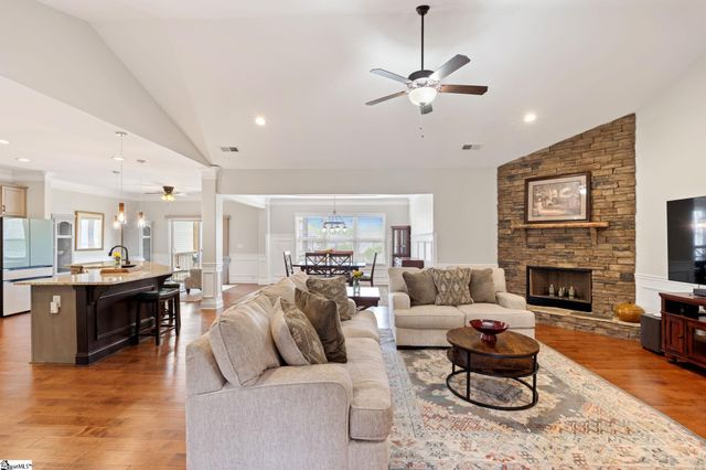 156 Fort Drive, Simpsonville, SC 29681