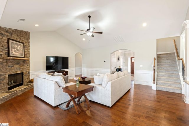 156 Fort Drive, Simpsonville, SC 29681