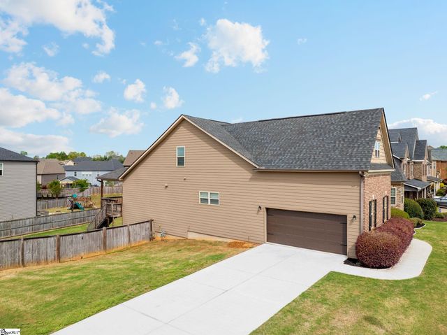 156 Fort Drive, Simpsonville, SC 29681