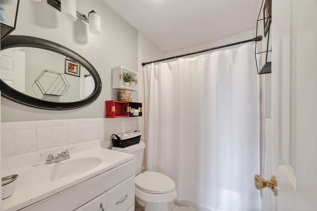 10313 Chadwick Street, Houston, TX 77029