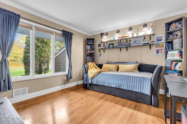 129 Ballantine Road, Middletown, NJ 07748
