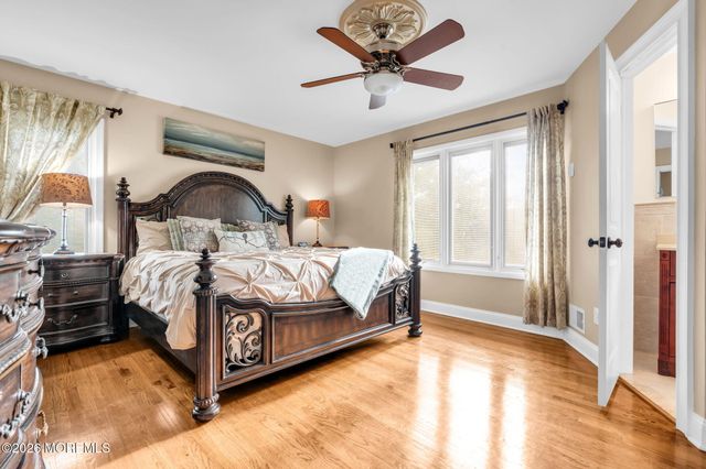 129 Ballantine Road, Middletown, NJ 07748