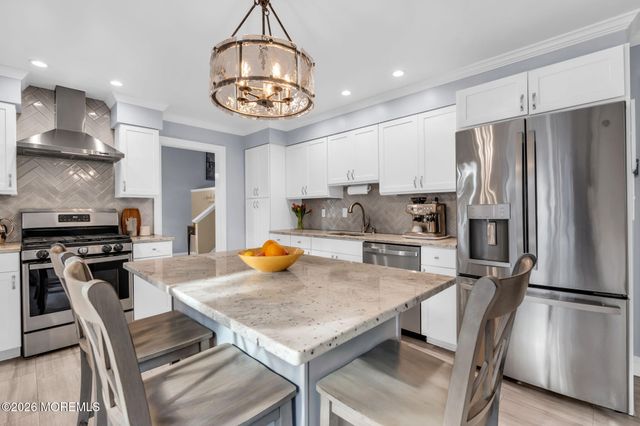 129 Ballantine Road, Middletown, NJ 07748