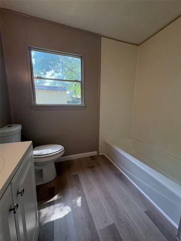 6301 Canal Boulevard, Shreveport, LA 71108