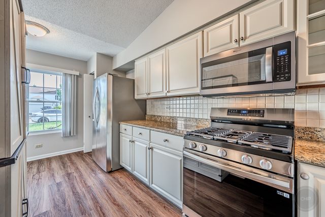1846 SHETLAND Road, Naperville, IL 60565