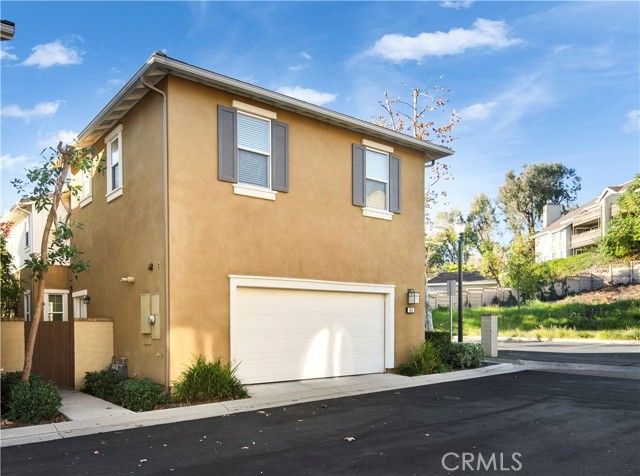 953 N Cornejo, Azusa, CA 91702