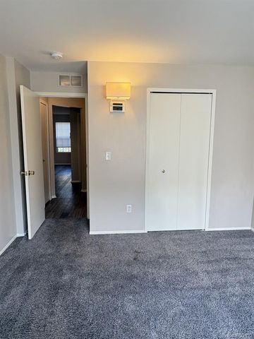 23322 Poplar Drive, Southfield, MI 48075