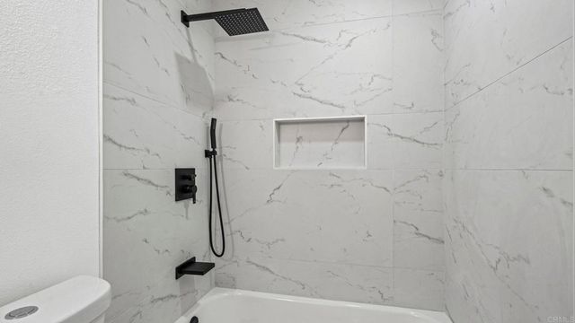 7986 Camino Jonata, San Diego, CA 92122