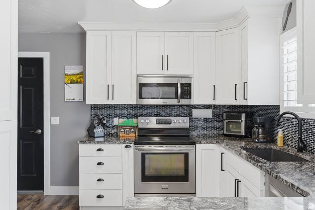 1719 W 12050 S, Riverton, UT 84065