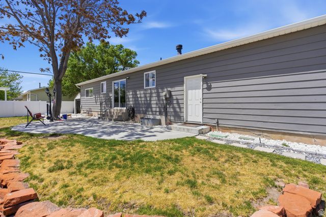 1719 W 12050 S, Riverton, UT 84065