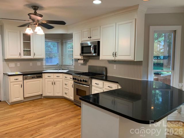 9033 Pennyhill Drive, Huntersville, NC 28078