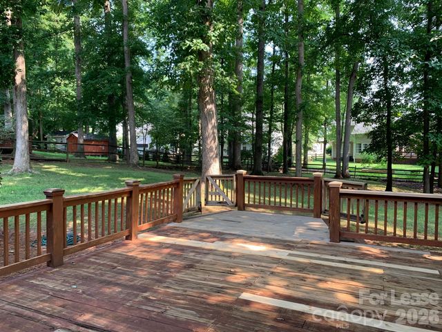 9033 Pennyhill Drive, Huntersville, NC 28078