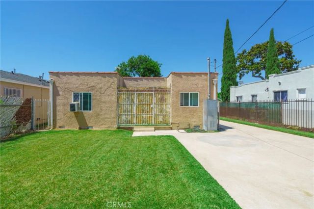 346 W School Street, Compton, CA 90220