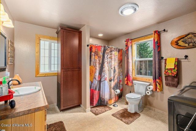 20264 Coeur D'Alene River Rd, Kingston, ID 83839