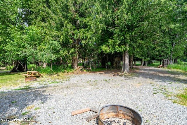 20264 Coeur D'Alene River Rd, Kingston, ID 83839