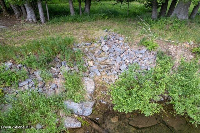 20264 Coeur D'Alene River Rd, Kingston, ID 83839