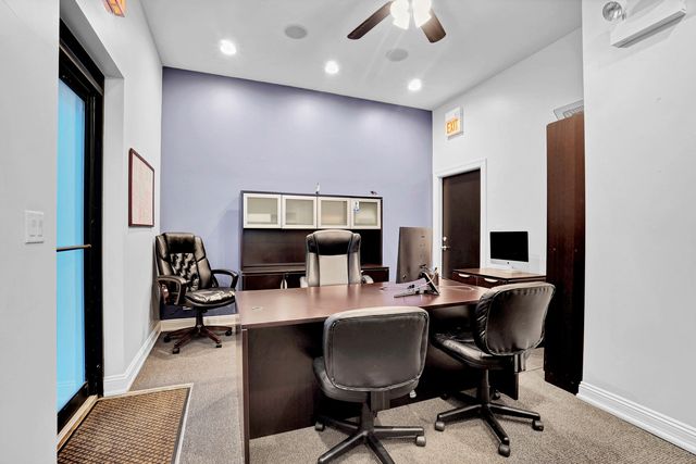 1409 W CHICAGO Avenue C1, Chicago, IL 60642