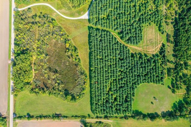 4432 MILL ROAD, Denmark, WI 54208