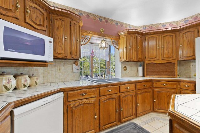 4432 MILL ROAD, Denmark, WI 54208