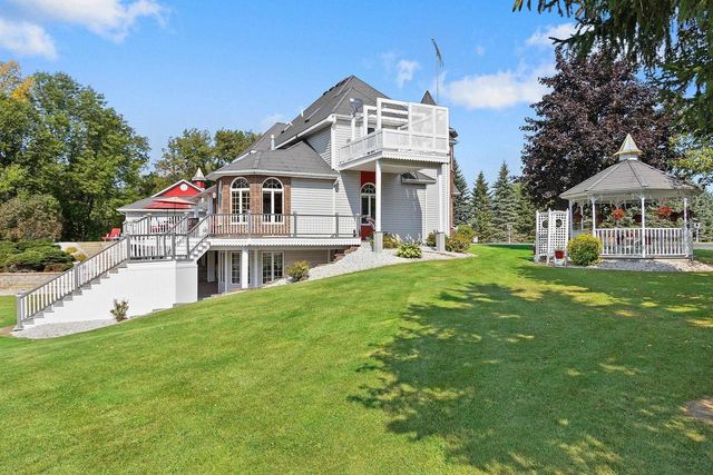 4432 MILL ROAD, Denmark, WI 54208