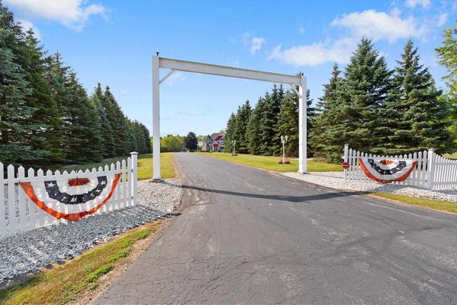 4432 MILL ROAD, Denmark, WI 54208