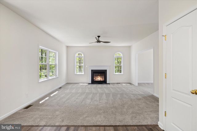 6016 SUNLIGHT MOUNTAIN RD, Spotsylvania, VA 22553