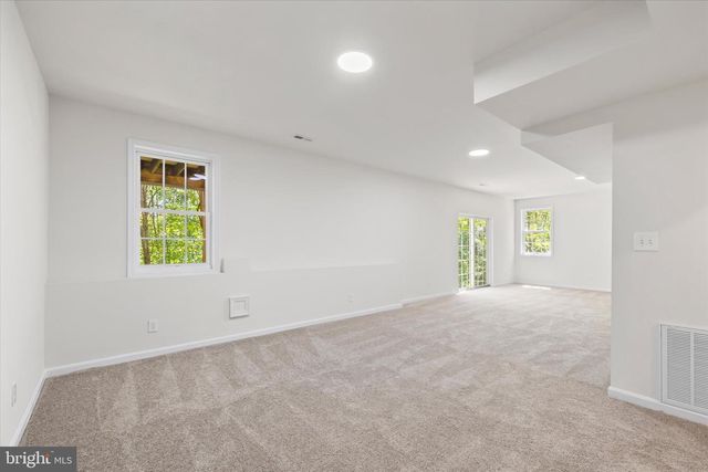 6016 SUNLIGHT MOUNTAIN RD, Spotsylvania, VA 22553