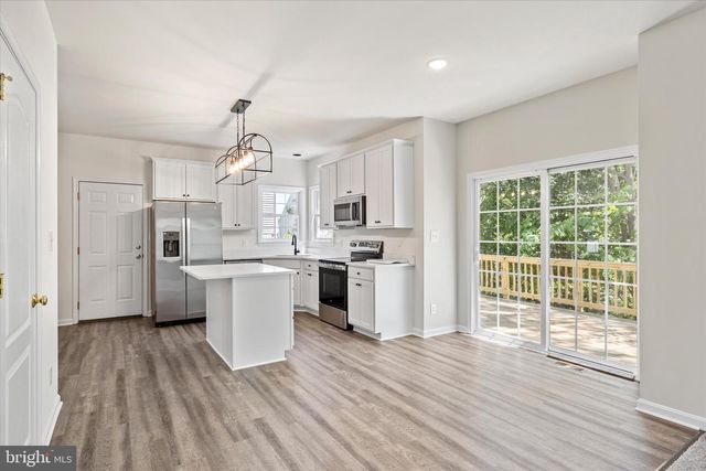 6016 SUNLIGHT MOUNTAIN RD, Spotsylvania, VA 22553