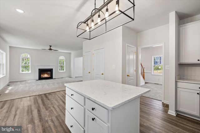 6016 SUNLIGHT MOUNTAIN RD, Spotsylvania, VA 22553