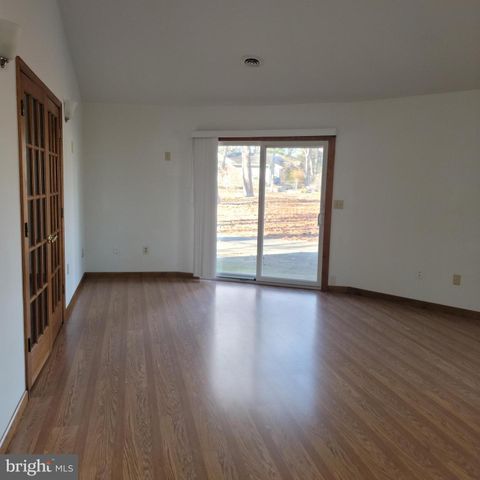 53 MAYFLOWER DR, Little Egg Harbor Twp, NJ 08087