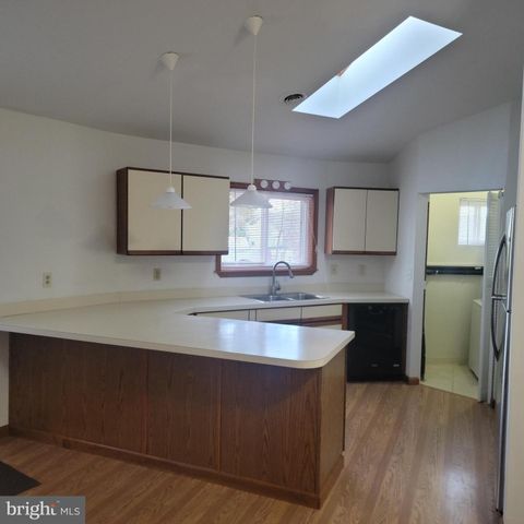 53 MAYFLOWER DR, Little Egg Harbor Twp, NJ 08087